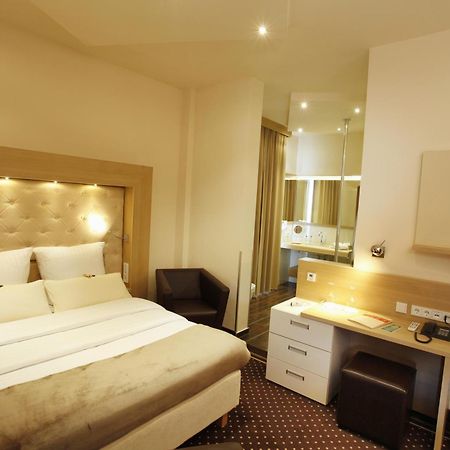 Hotel Villa Will Altwarmbuchen Quarto foto
